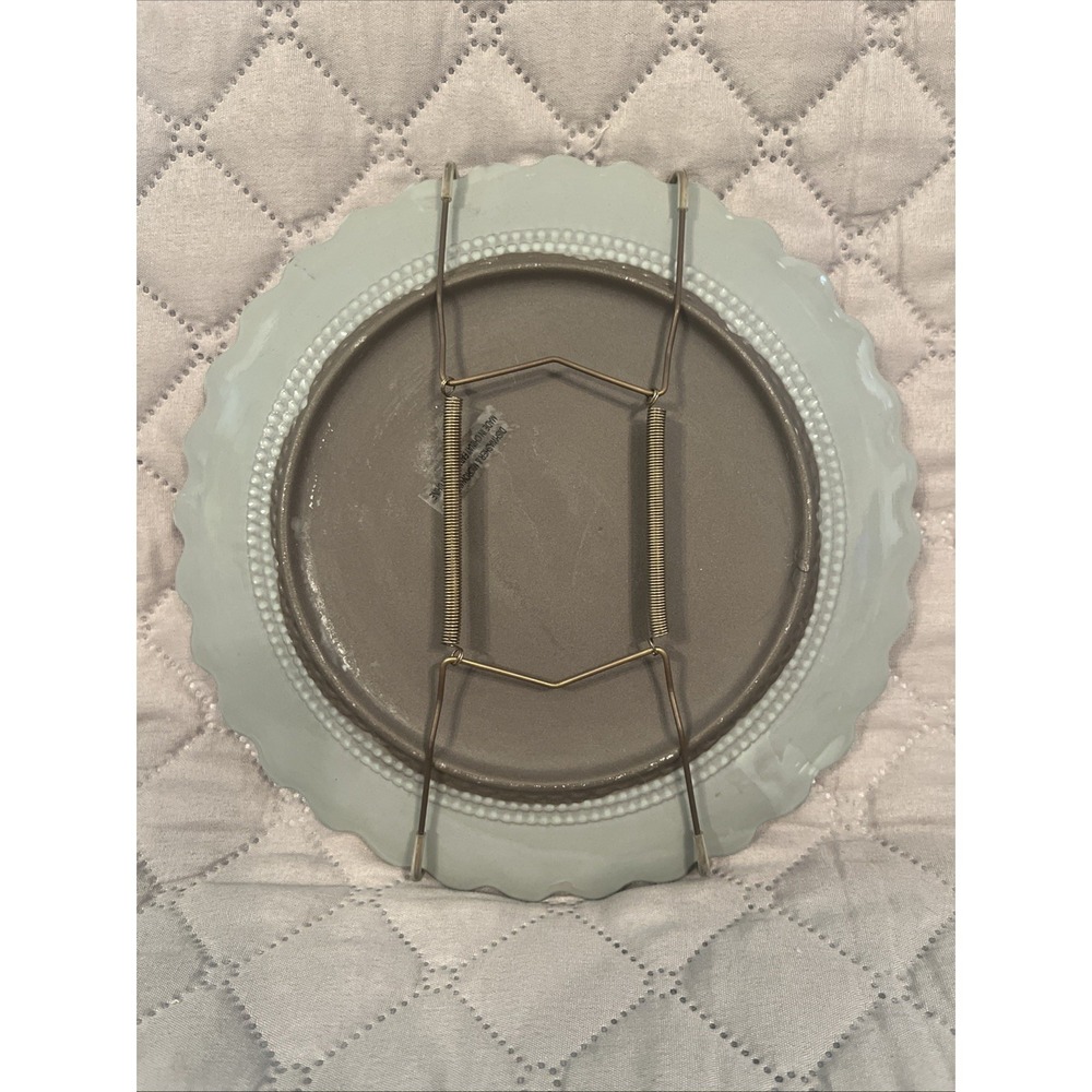 Anthropologie Scalloped Piecrust 8" Dessert Salad Plate 91813531 Grey Stoneware - Picture 3 of 4